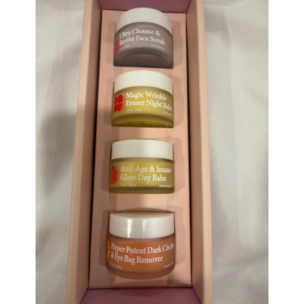 Complete Acne System for Women, Skincare Set (4 count) - Picture 4 of 5